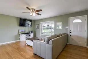 339 Meadow Ln, Red Oak, TX 75154 - Photo 5