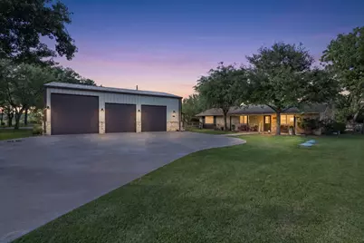 3319 Midway Court, Granbury, TX 76049 - Photo 3