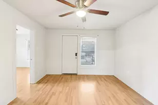 1906 Grainger St, Fort Worth, TX 76110 - Photo 17