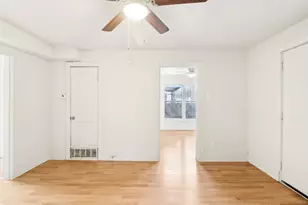 1906 Grainger St, Fort Worth, TX 76110 - Photo 21