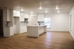 603 N 1st St, Midlothian, TX 76065 - Photo 3