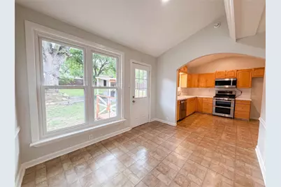 801 Cannon Drive, Euless, TX 76040 - Photo 7