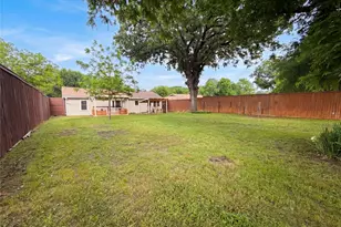 801 Cannon Dr, Euless, TX 76040 - Photo 23