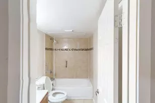 8110 Skillman St, Dallas, TX 75231 - Photo 9