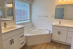 9814 Honeysuckle Dr, Frisco, TX 75035 - Photo 13