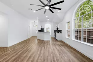 906 Oak St, McKinney, TX 75069 - Photo 13