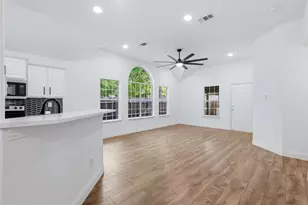 906 Oak St, McKinney, TX 75069 - Photo 11