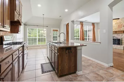 8180 Holliday Road, Lantana, TX 76226 - Photo 13