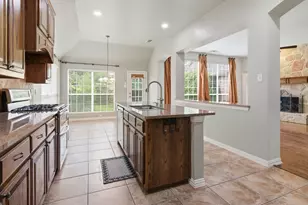 8180 Holliday Rd, Lantana, TX 76226 - Photo 13