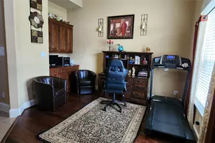 1001 Llano Trce, Irving, TX 75063 - Photo 3