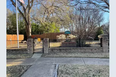 518 Pecan Acres Court, Arlington, TX 76013 - Photo 5
