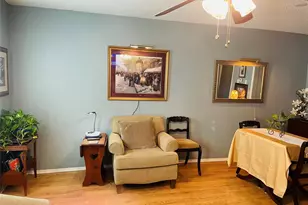 518 Pecan Acres Ct, Arlington, TX 76013 - Photo 3