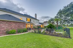 511 Royal Lakes Blvd, Richmond, TX 77469 - Photo 33