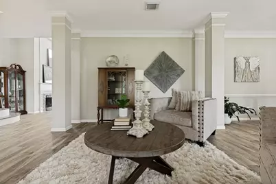 511 Royal Lakes Boulevard, Richmond, TX 77469 - Photo 5