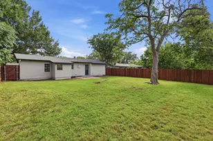 1721 Jocyle St, Arlington, TX 76010 - Photo 3