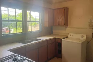 2319 Kathleen Ave, Dallas, TX 75216 - Photo 15