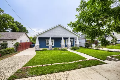210 W Oak Street, Mansfield, TX 76063 - Photo 3