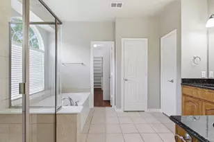 2305 Trickling Creek Dr, Garland, TX 75041 - Photo 17