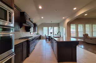 1909 Maggi's Meadow Ln, Rowlett, TX 75089 - Photo 11