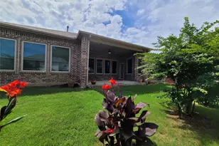 1909 Maggi's Meadow Ln, Rowlett, TX 75089 - Photo 19