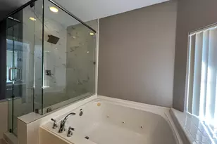 9811 Cliffside Dr, Irving, TX 75063 - Photo 15