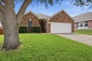 2825 Saddlebred Trail, Celina, TX 75009 - Photo 3