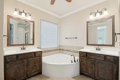 10002 Edgeway Circle, Rowlett, TX 75089 - Photo 17