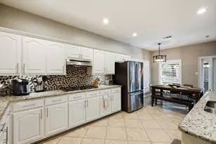 1605 Weatherwood Dr, Flower Mound, TX 75028 - Photo 13