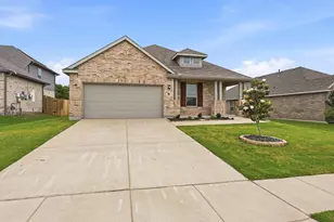 413 Vawter Dr, Van Alstyne, TX 75495 - Photo 3