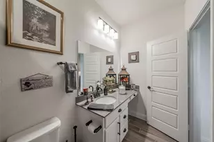 1041 Auburn Dr, Justin, TX 76247 - Photo 25