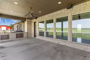 377 Russell Ln, Weatherford, TX 76087 - Photo 5