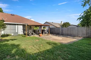 2909 Post Oak Dr, Euless, TX 76039 - Photo 25