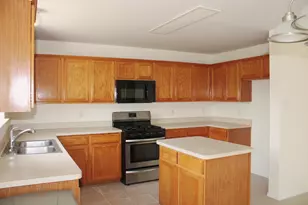 218 Jacob Ct, Glenn Heights, TX 75154 - Photo 7