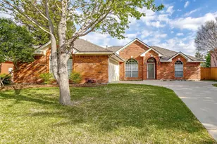 3212 Riverwood Dr, Fort Worth, TX 76116 - Photo 1