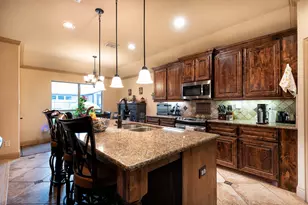 107 Manor Ln, Waxahachie, TX 75165 - Photo 5