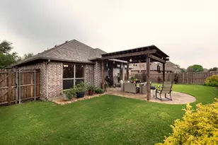 107 Manor Ln, Waxahachie, TX 75165 - Photo 33