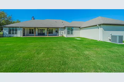 100 Helton Drive, Granbury, TX 76049 - Photo 19