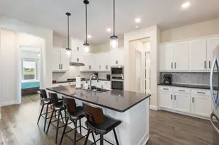 1073 Fleetwood Dr, Justin, TX 76247 - Photo 9