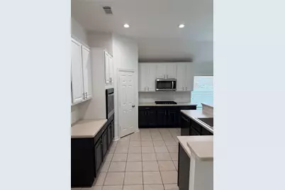 10441 Stoneside Trail, Fort Worth, TX 76244 - Photo 3