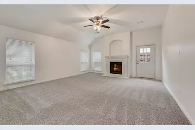 10441 Stoneside Trail, Fort Worth, TX 76244 - Photo 13
