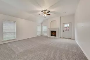 10441 Stoneside Trl, Fort Worth, TX 76244 - Photo 13