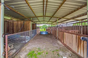 621 Co Rd 484, Stephenville, TX 76401 - Photo 5