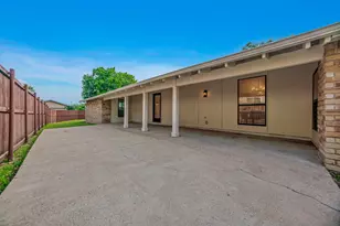 7618 Christie Ln, Dallas, TX 75249 - Photo 29