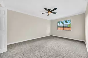 7618 Christie Ln, Dallas, TX 75249 - Photo 25