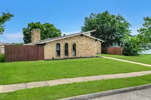 7618 Christie Ln, Dallas, TX 75249 - Photo 1