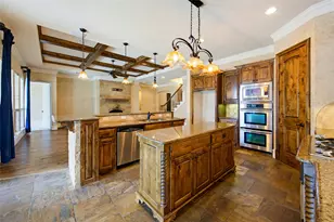 7713 Silverleaf Dr, North Richland Hills, TX 76182 - Photo 17