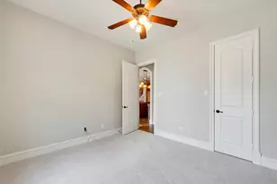 7713 Silverleaf Dr, North Richland Hills, TX 76182 - Photo 29