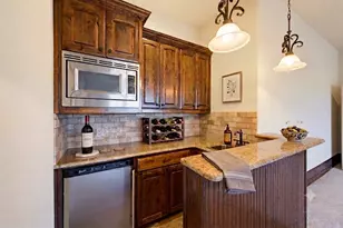 7713 Silverleaf Dr, North Richland Hills, TX 76182 - Photo 31