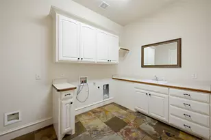 7713 Silverleaf Dr, North Richland Hills, TX 76182 - Photo 21