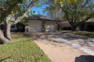 6709 Ridgecrest Ct, Fort Worth, TX 76133 - Photo 1